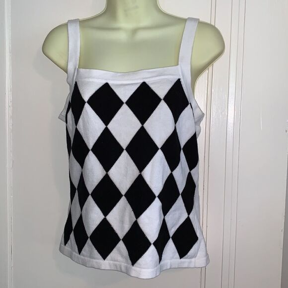 Cullen white & black sweater set - Picture 3 of 11